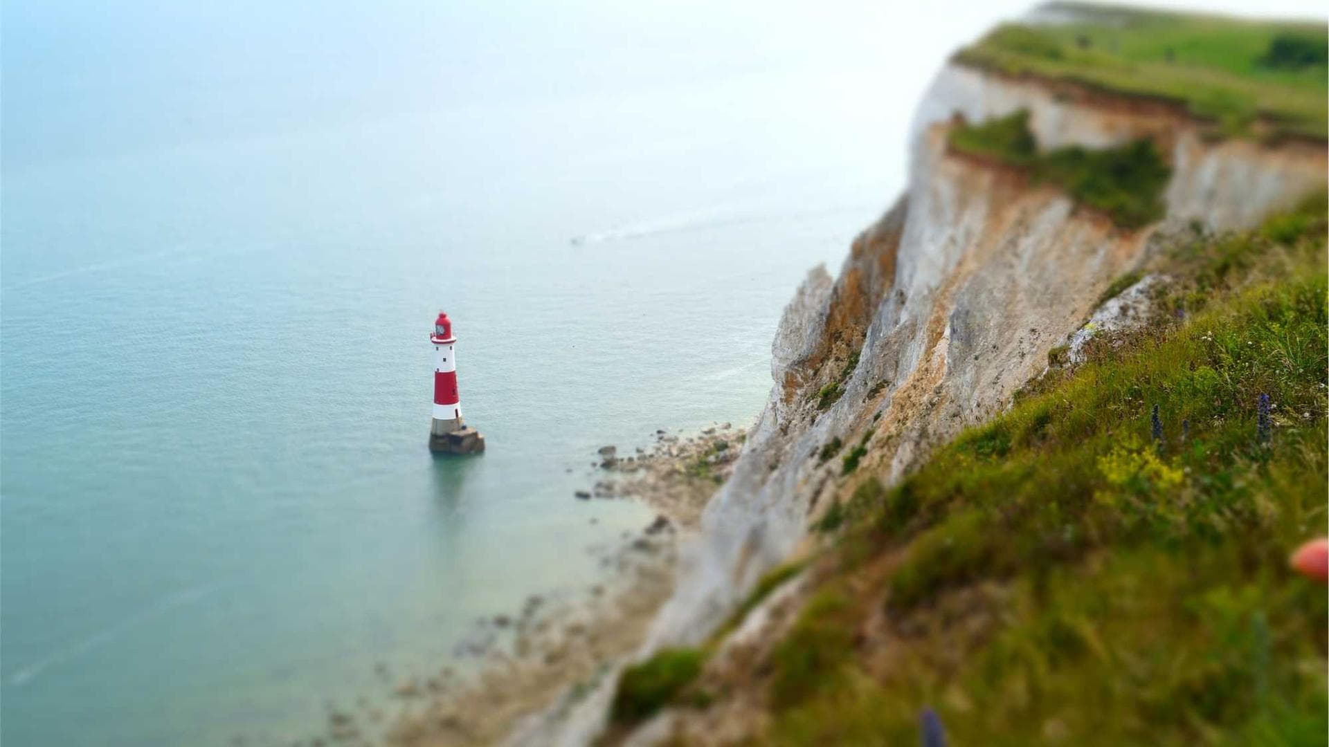 À propos d'EVIX GROUP